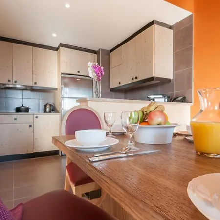 L'amara 5p 10 Superior Apartment